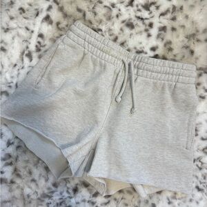 TNA cozy fleece shorts | light gray